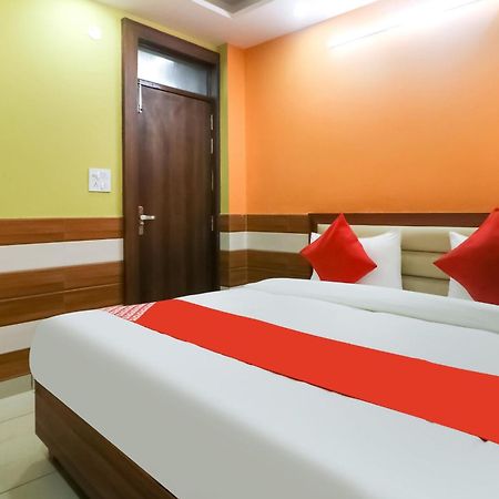Hotel O Mayur Plaza Dillí Exteriér fotografie