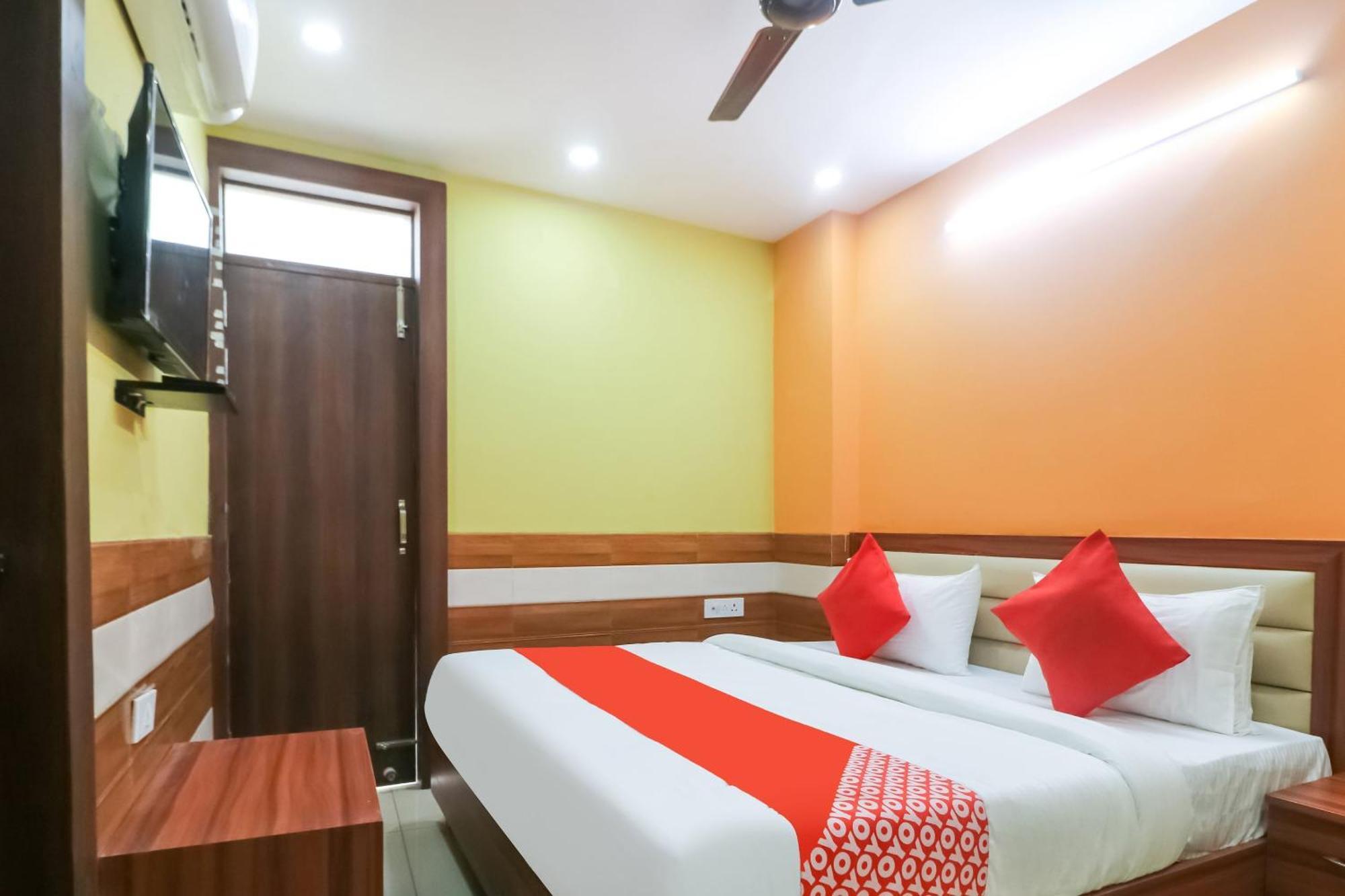 Hotel O Mayur Plaza Dillí Exteriér fotografie