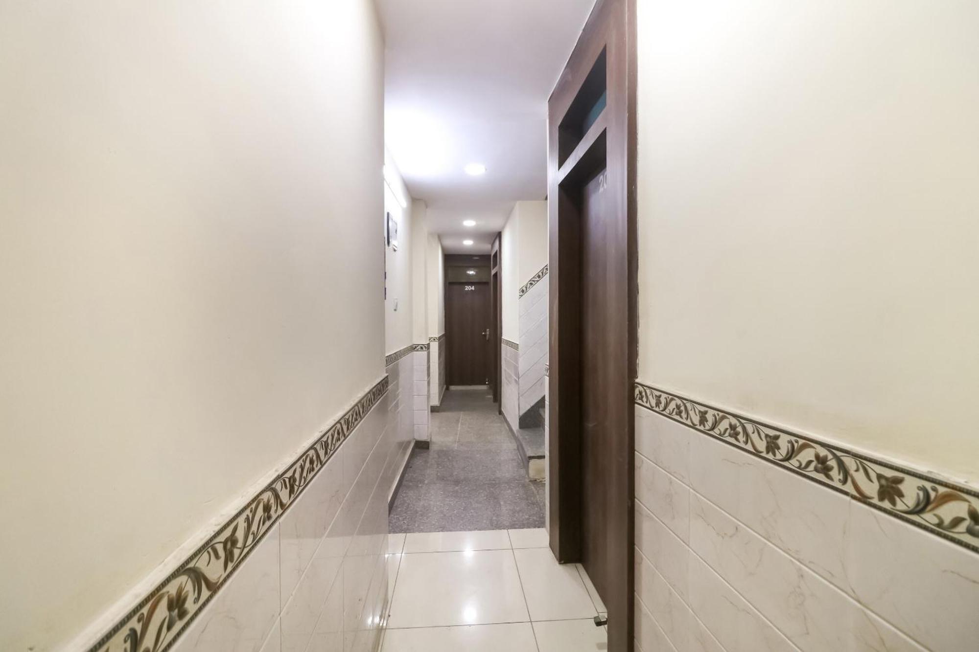 Hotel O Mayur Plaza Dillí Exteriér fotografie