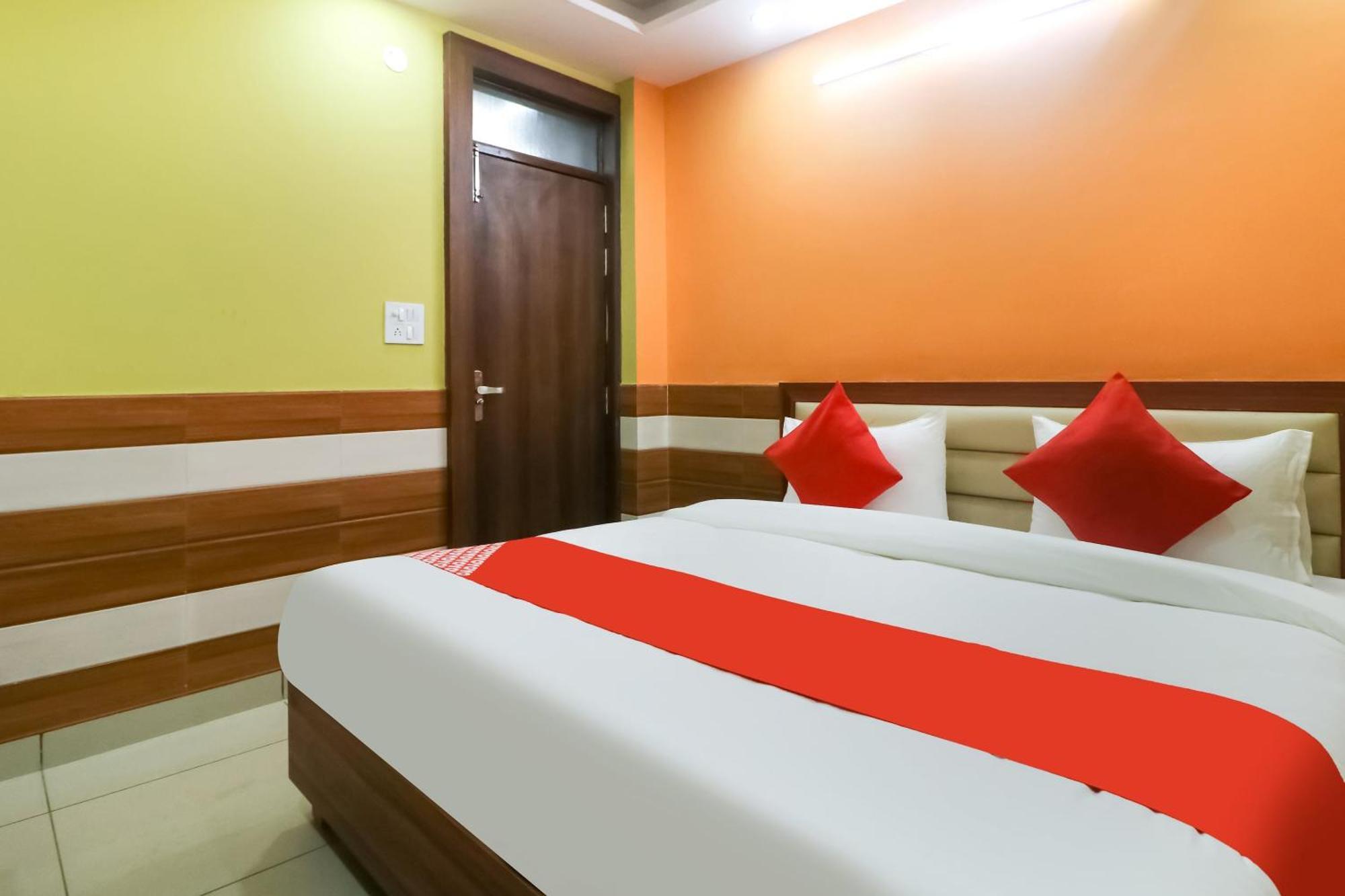 Hotel O Mayur Plaza Dillí Exteriér fotografie